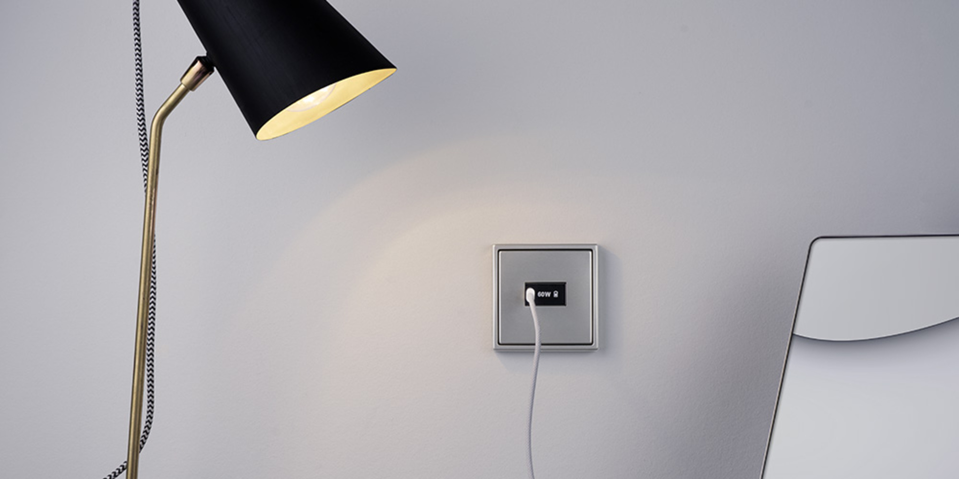 Ladegerät USB PD 60 bei ESH Elektro Service Henninger GmbH in Salzatal OT Pfützthal