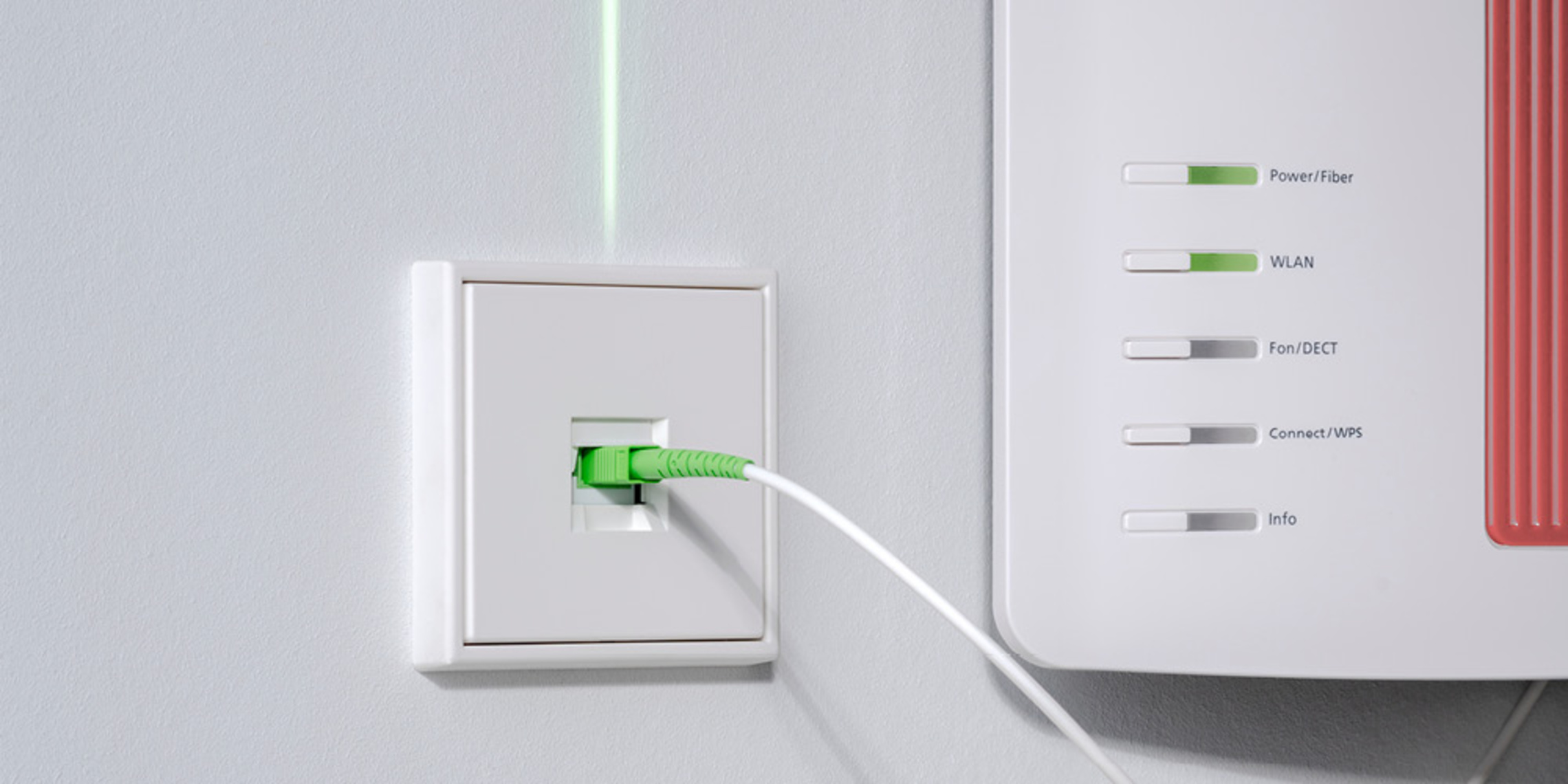 Die neuen Glasfaser-Anschlussdosen bei ESH Elektro Service Henninger GmbH in Salzatal OT Pfützthal