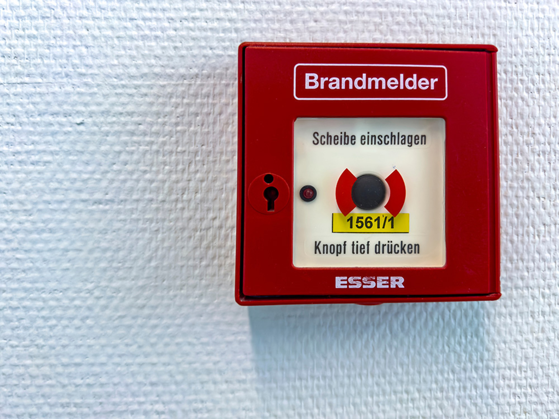 Brandmelde­anlagen bei ESH Elektro Service Henninger GmbH in Salzatal OT Pfützthal